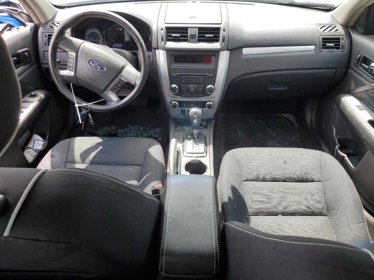 3FAHP0HA1BR199208 2011 Ford Fusion Se