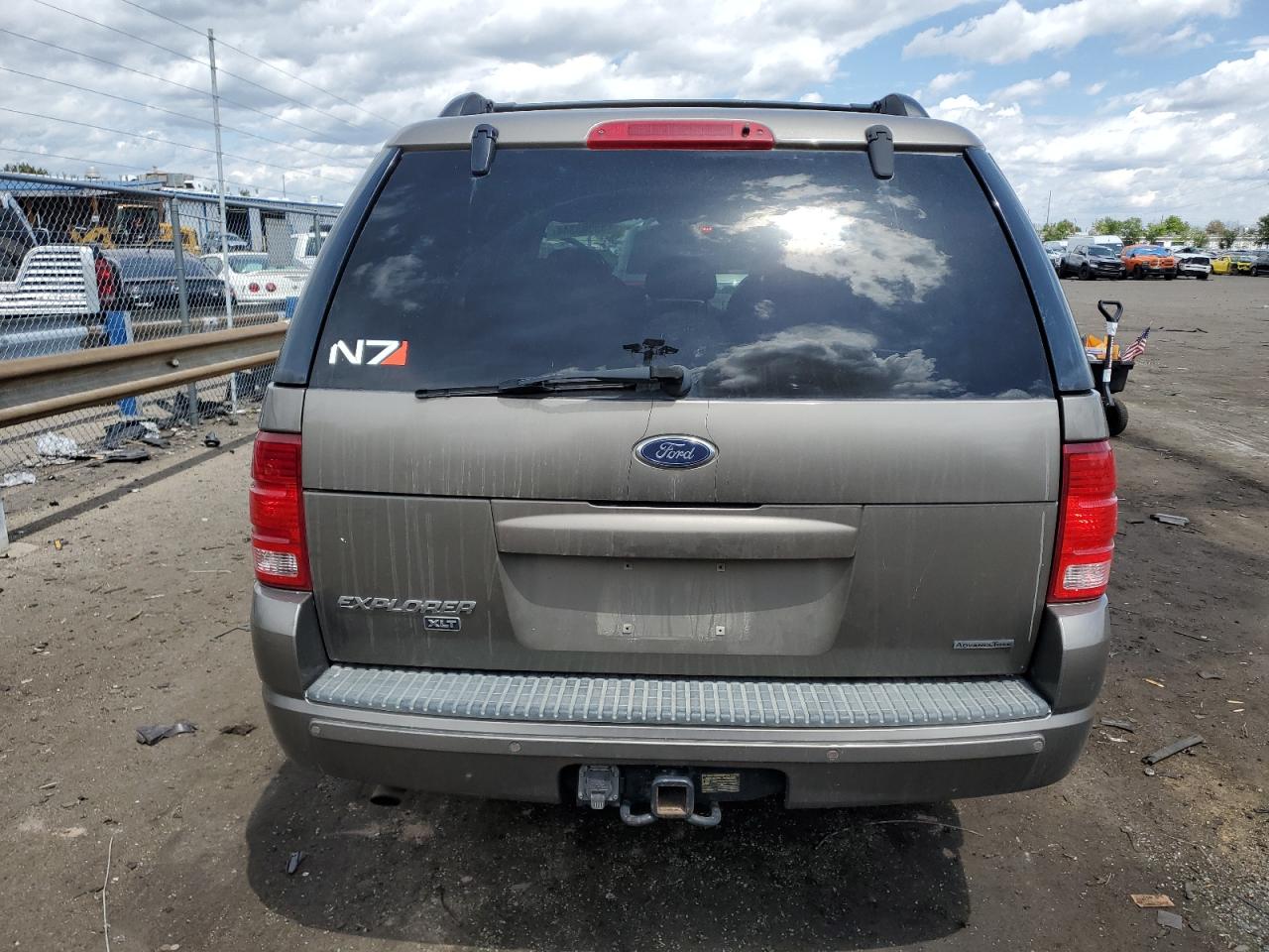 1FMDU73K84ZA74663 2004 Ford Explorer Xlt