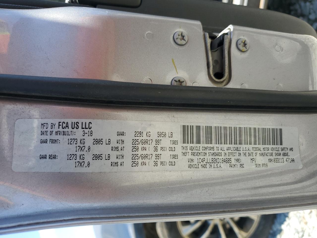 1C4PJLLB2KD184685 2019 Jeep Cherokee Latitude Plus