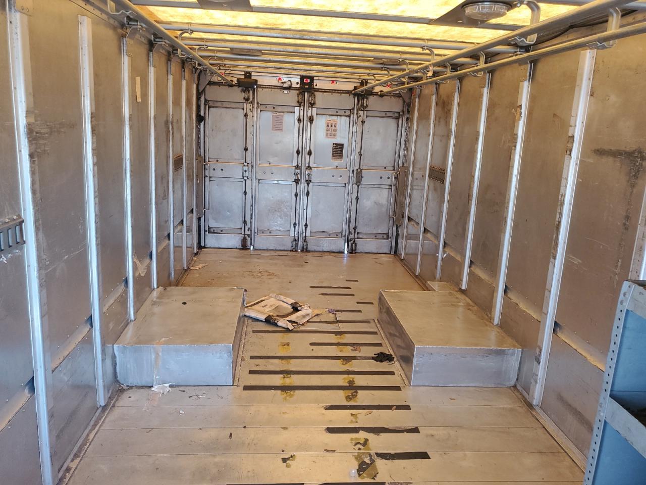 1FCLE49LX8DA77871 2008 Ford Econoline E450 Super Duty Commercial Stripped Chassis