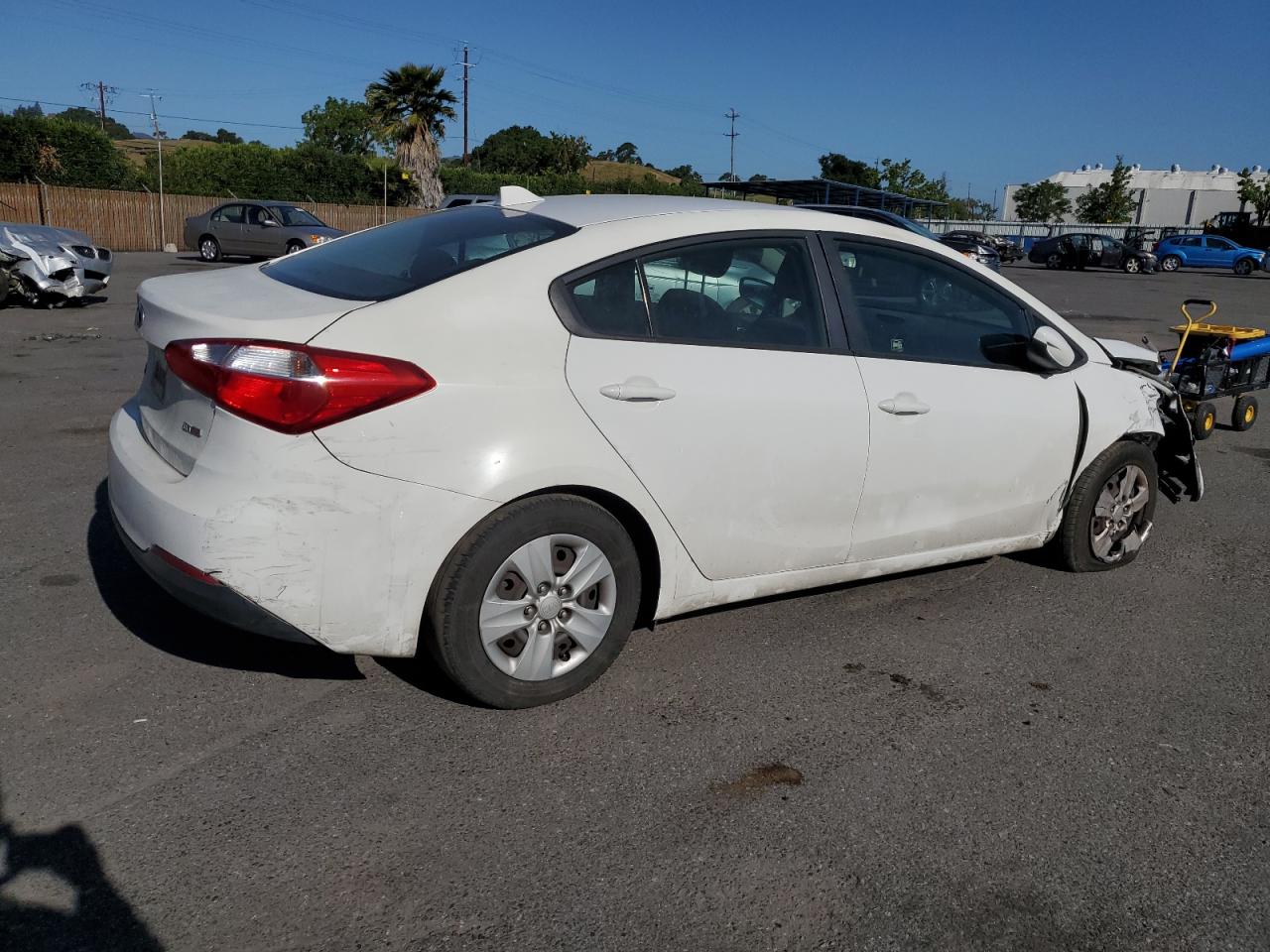 KNAFK4A66G5510233 2016 Kia Forte Lx