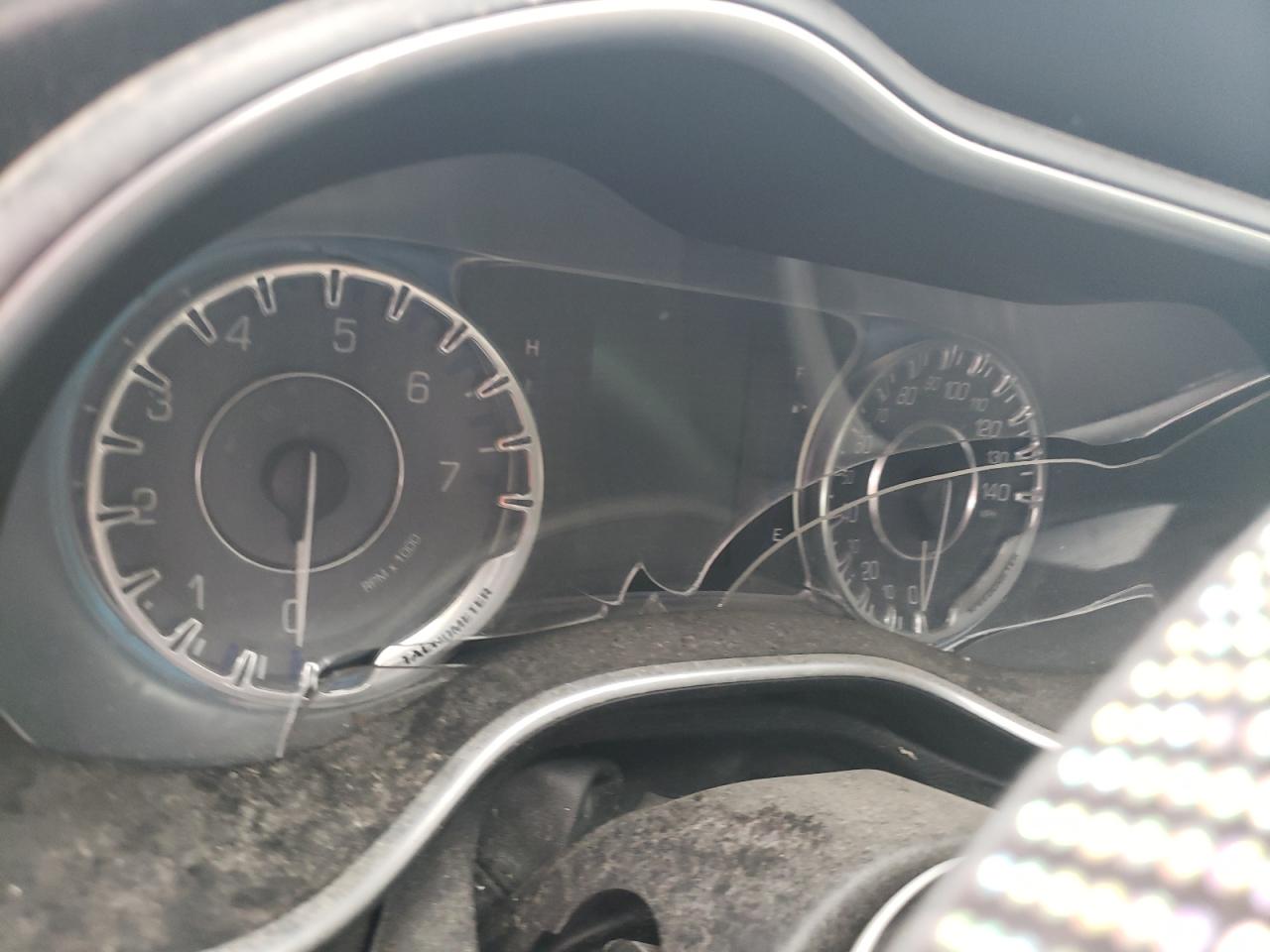 1C3CCCAB4FN541624 2015 Chrysler 200 Limited