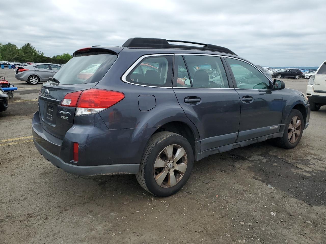 4S4BRBAC6B3369140 2011 Subaru Outback 2.5I