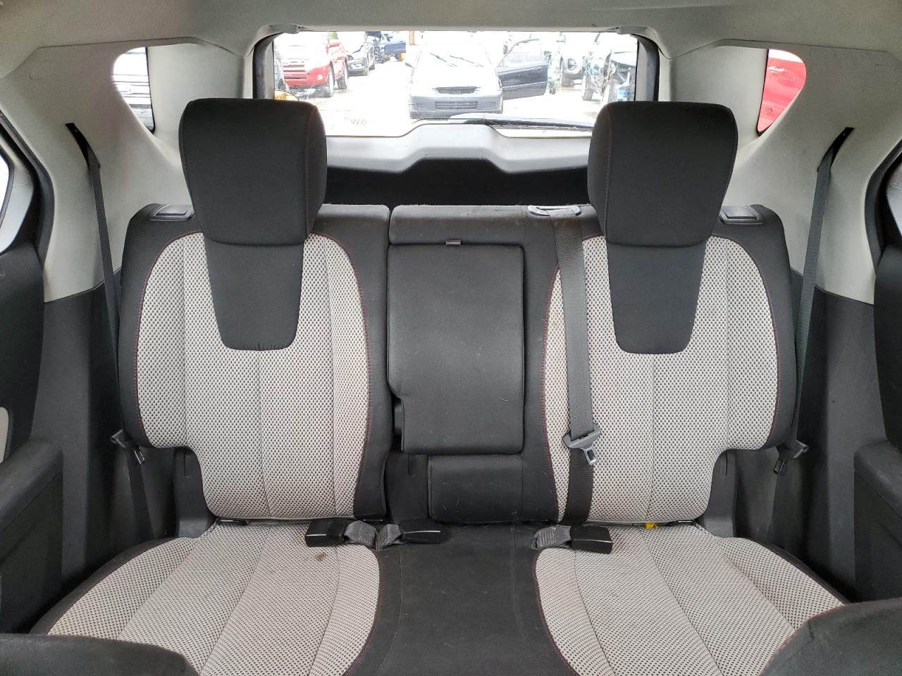 2CNFLEEC7B6375097 2011 Chevrolet Equinox Lt