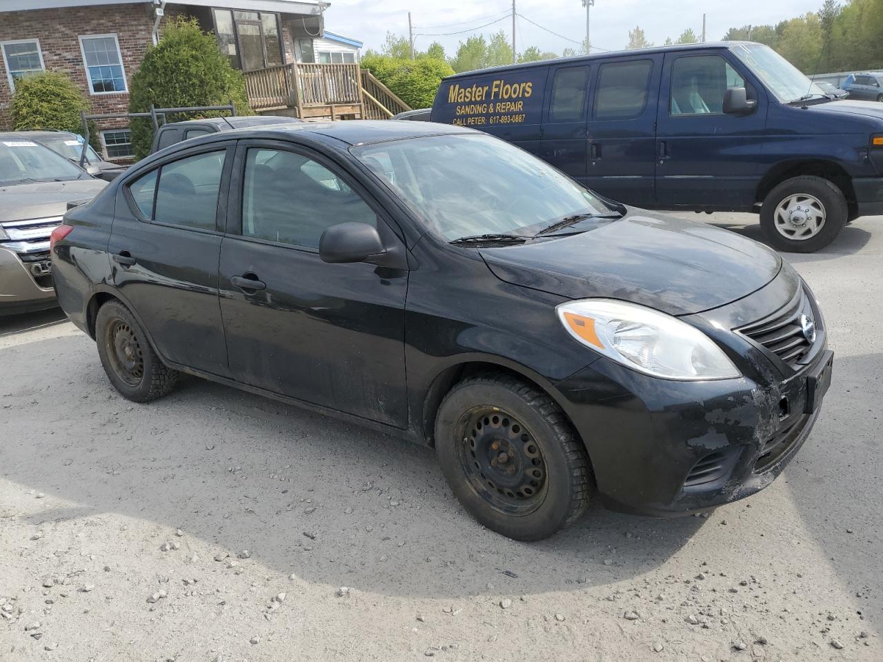 2014 Nissan Versa S vin: 3N1CN7AP3EL830472