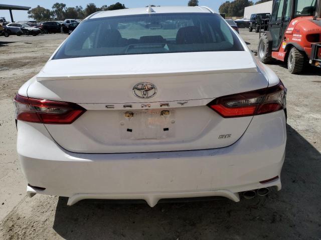 VIN 4T1G11AK4NU706076 2022 Toyota Camry, SE no.6