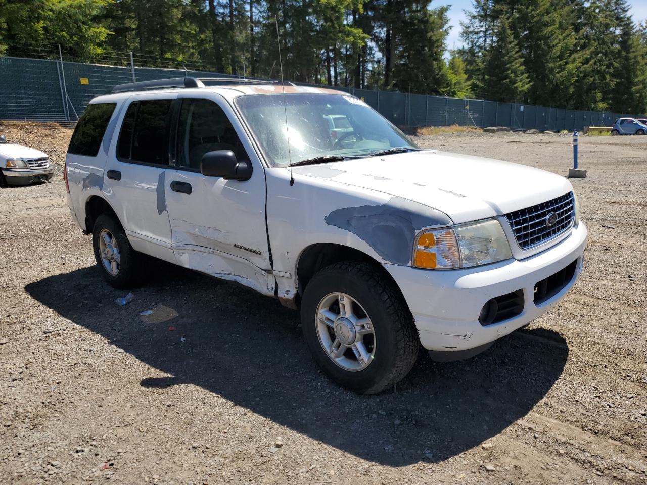 1FMZU73K35UB96142 2005 Ford Explorer Xlt