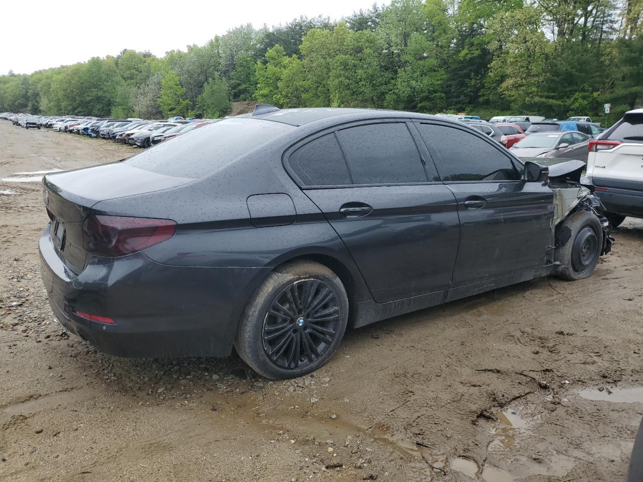 2018 BMW 530 Xi vin: WBAJA7C57JG909280