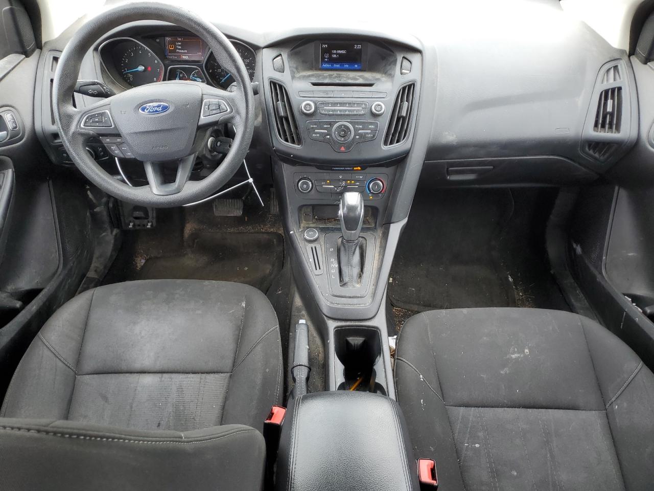 1FADP3F22FL384187 2015 Ford Focus Se