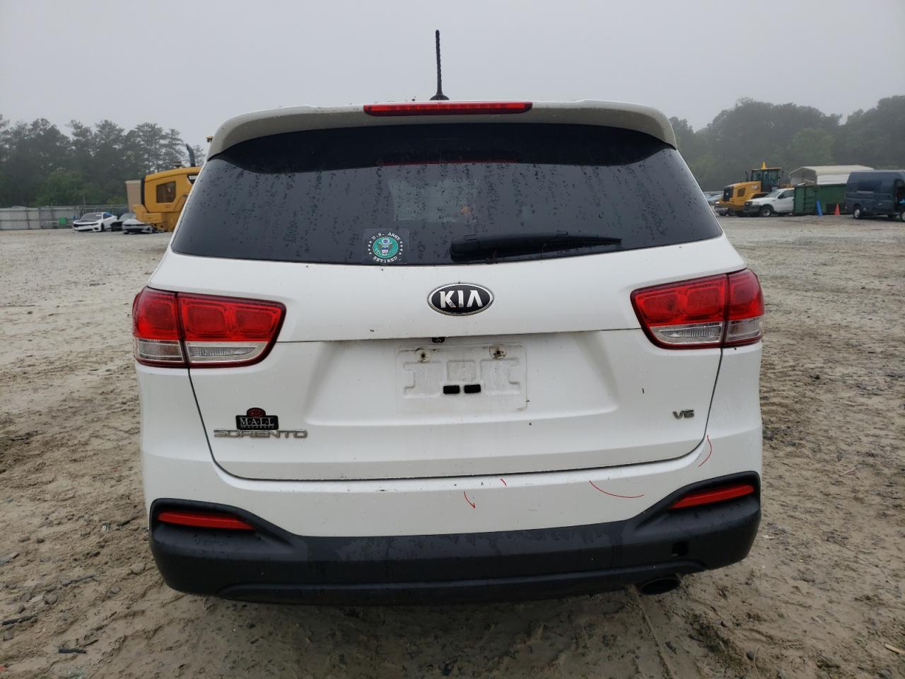 5XYPG4A58GG133900 2016 Kia Sorento Lx