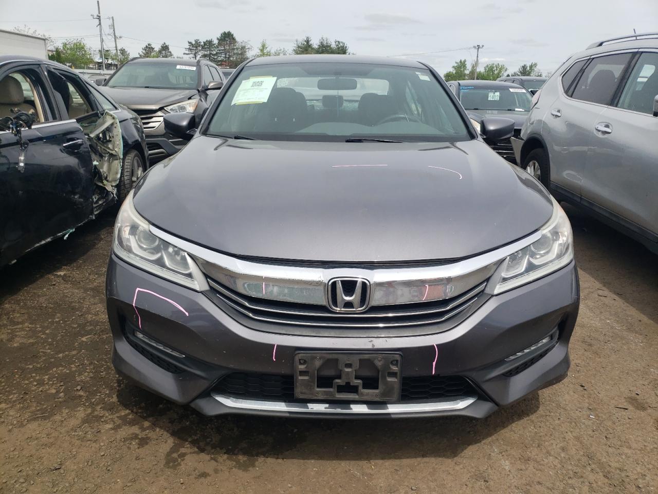 2017 Honda Accord Sport vin: 1HGCR2F56HA122757