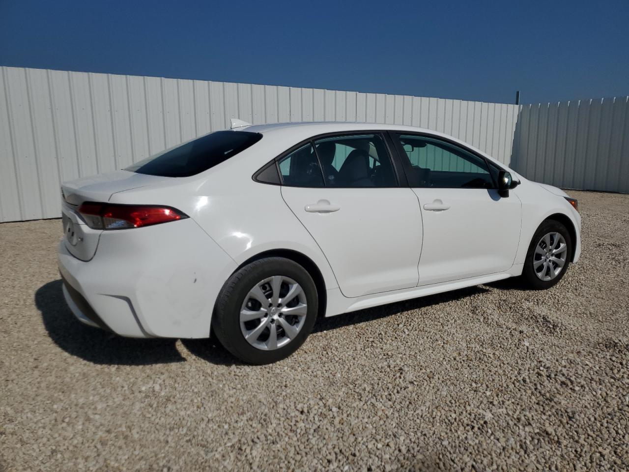 5YFEPMAE4NP341546 2022 Toyota Corolla Le