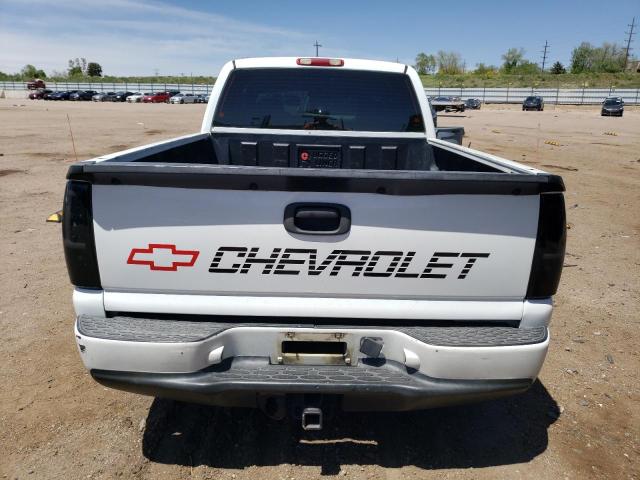 2004 Chevrolet Silverado C1500 VIN: 2GCEC19VX41258585 Lot: 56233424