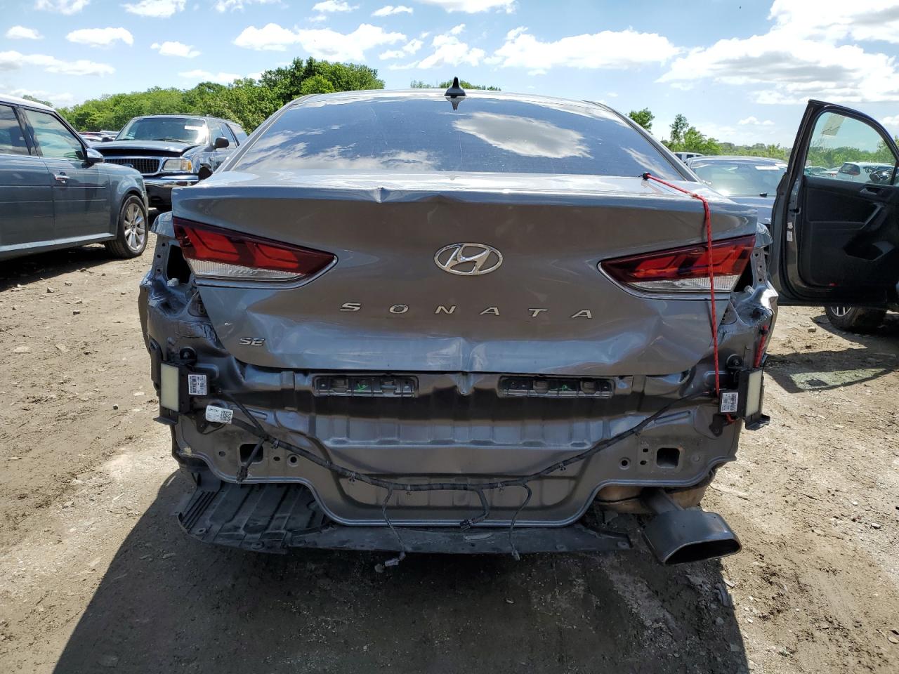 5NPE24AF9KH749900 2019 Hyundai Sonata Se