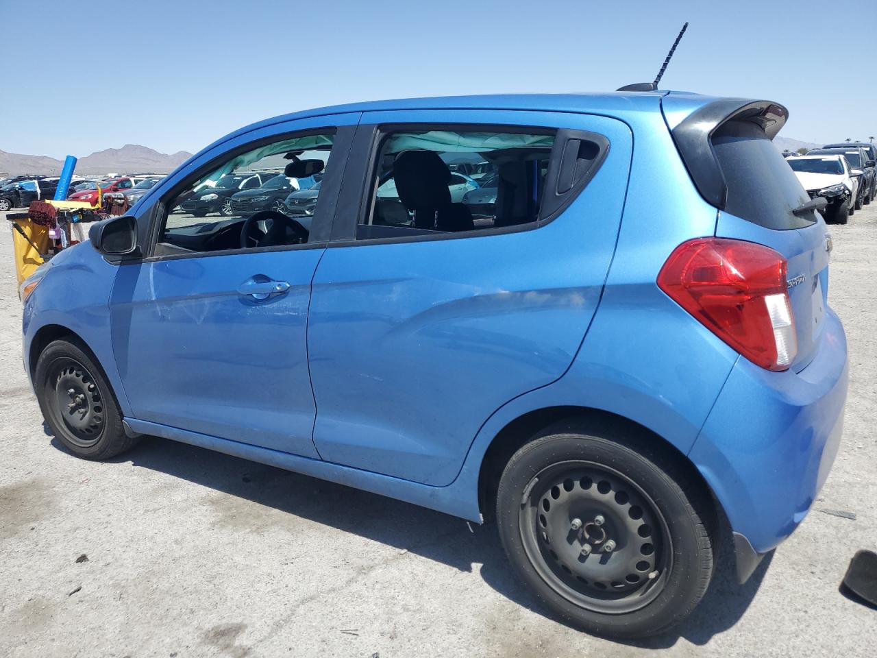 2018 Chevrolet Spark Ls vin: KL8CB6SA0JC471400