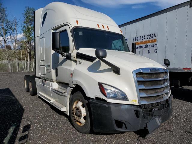 Lot #2540426475 2019 FREIGHTLINER CASCADIA 1 salvage car