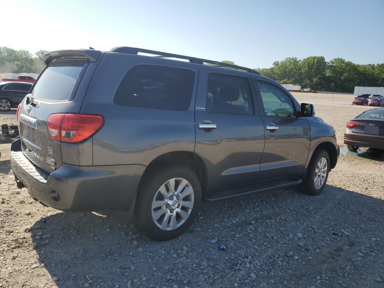 2013 Toyota Sequoia Platinum vin: 5TDDW5G18DS092067