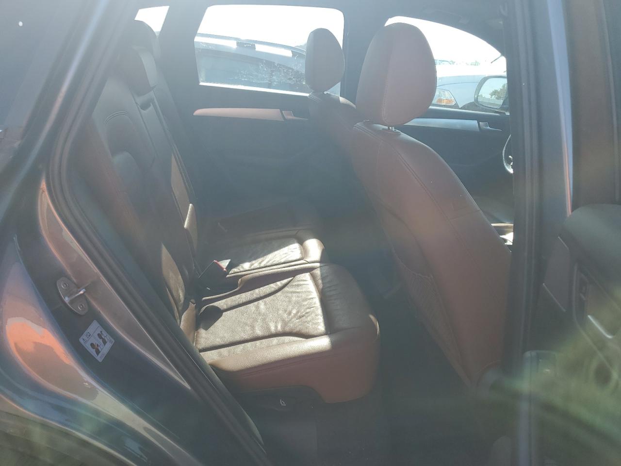 WA1DKAFP0CA110481 2012 Audi Q5 Premium Plus