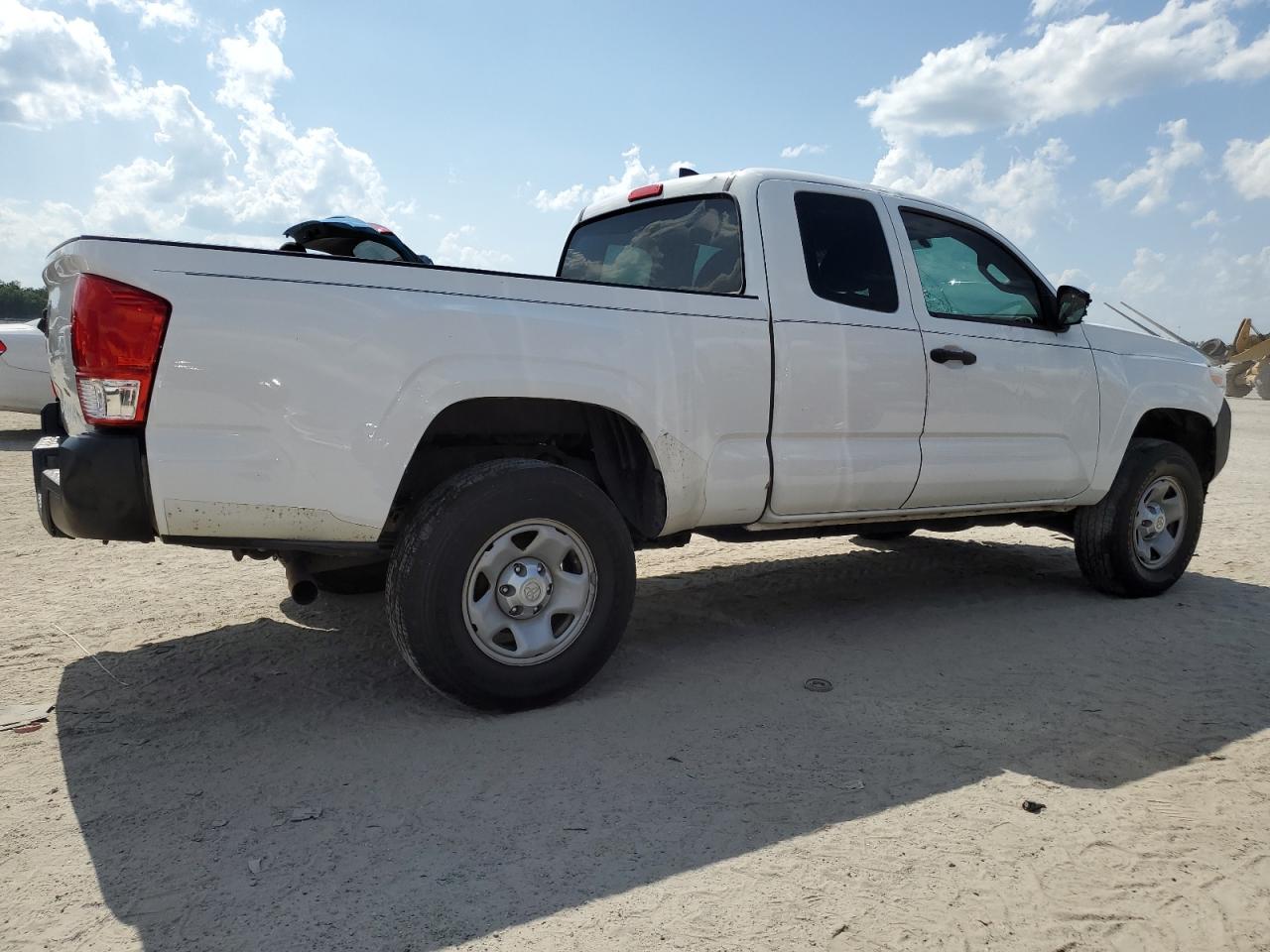 5TFRX5GN4HX098566 2017 Toyota Tacoma Access Cab