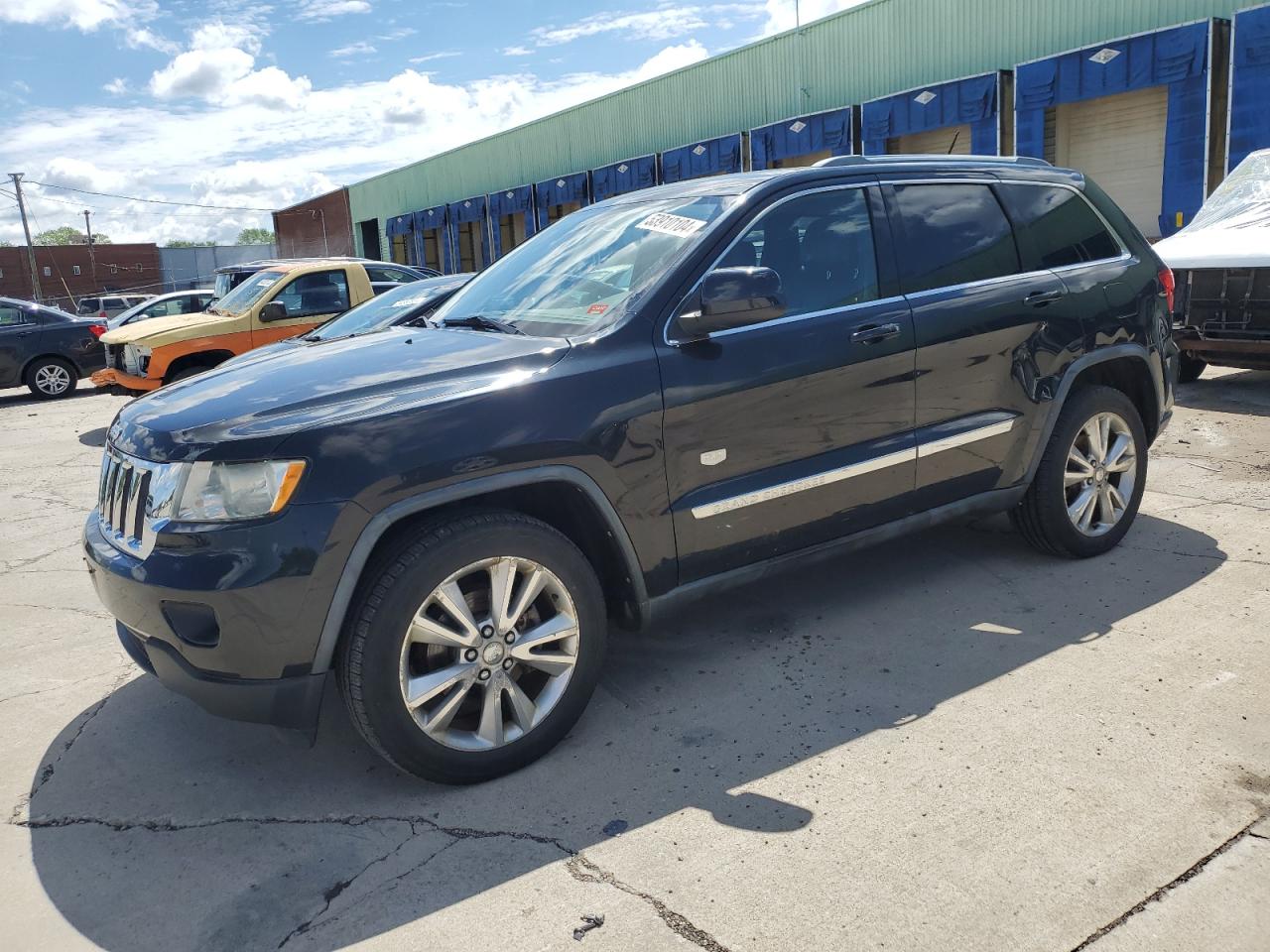 1J4RR4GG7BC678411 2011 Jeep Grand Cherokee Laredo