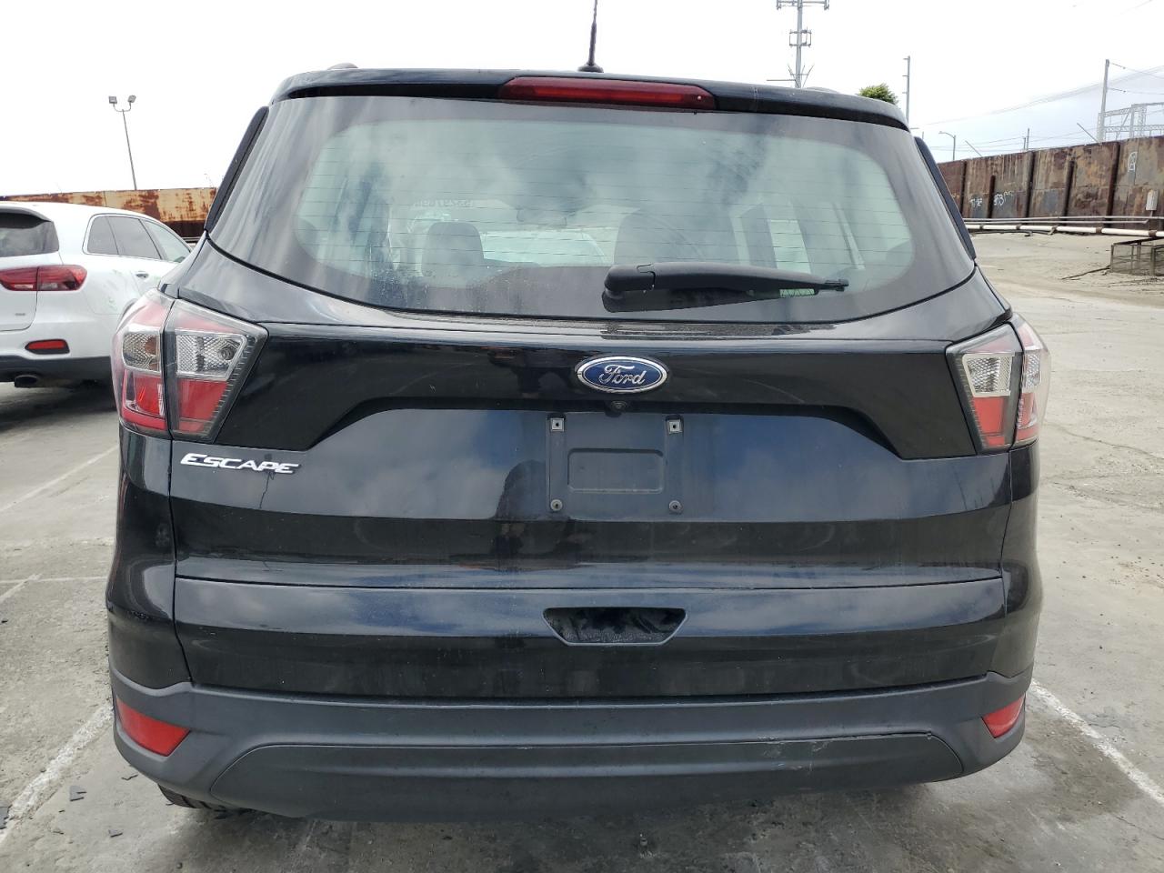 1FMCU0F71HUA61914 2017 Ford Escape S