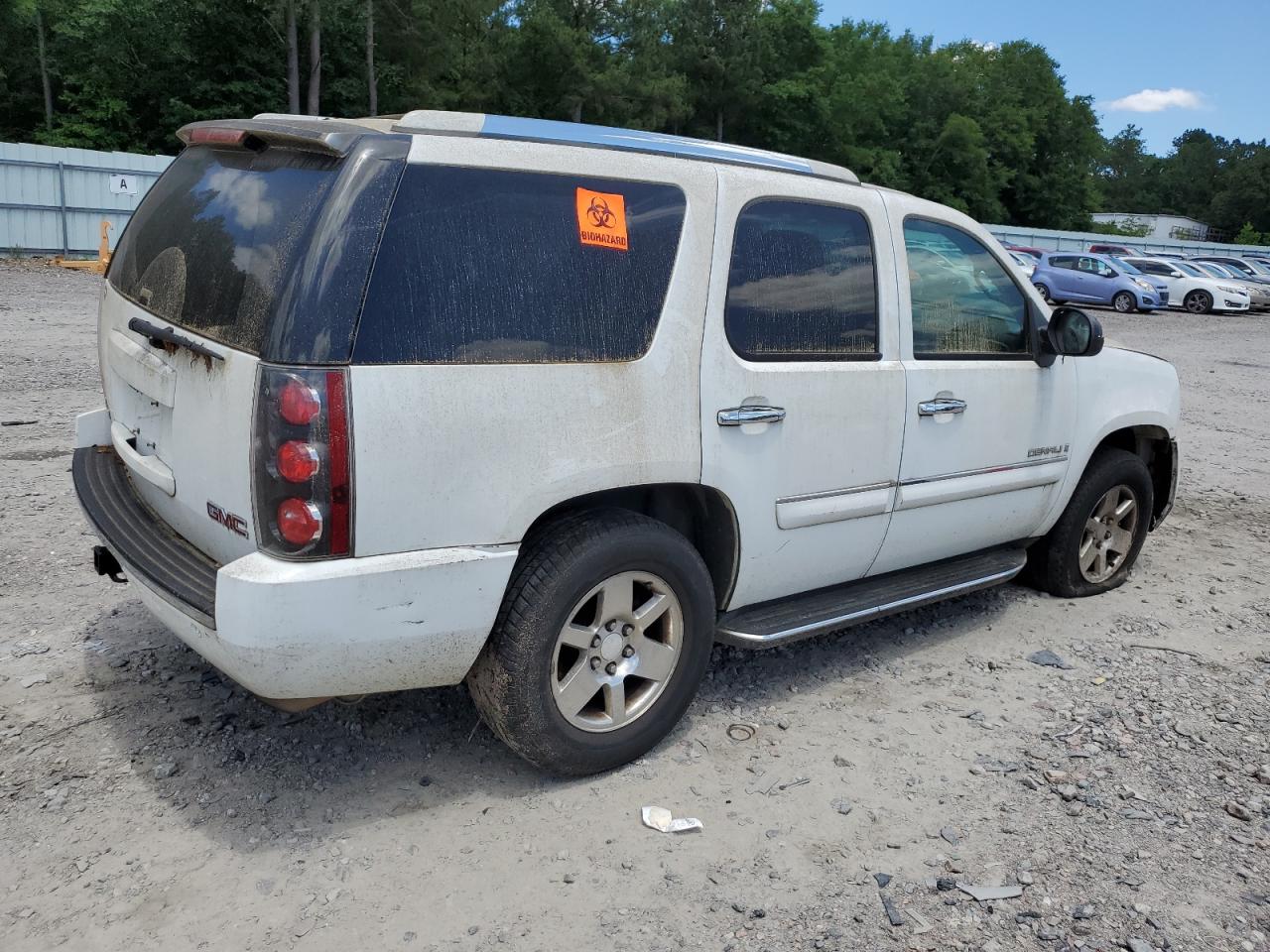 1GKFK63817J346883 2007 GMC Yukon Denali