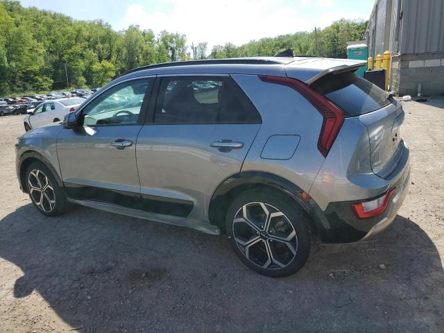 KNDCR3LEXP5046136 Kia Niro EX 2