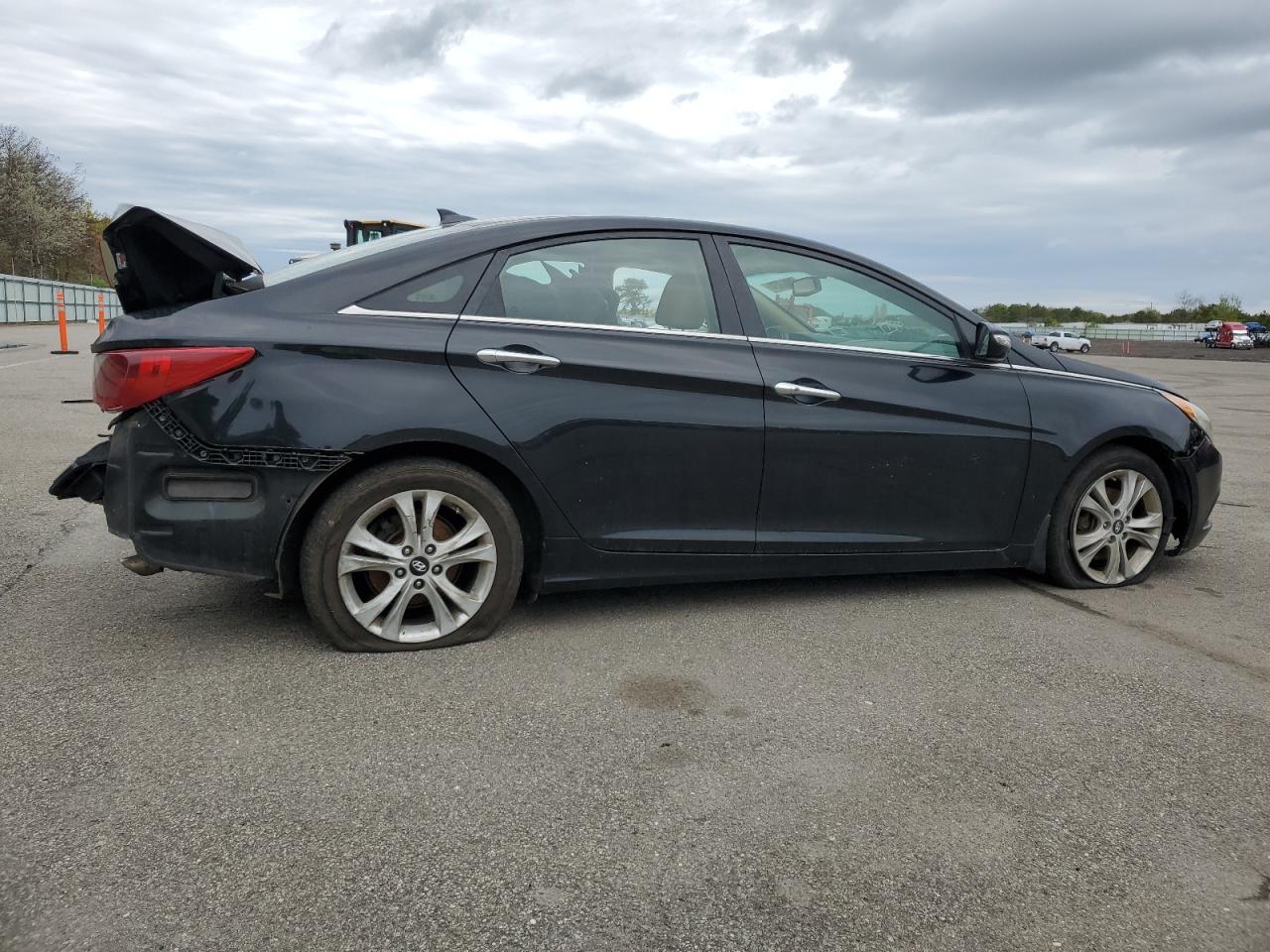 5NPEC4AC9CH356001 2012 Hyundai Sonata Se