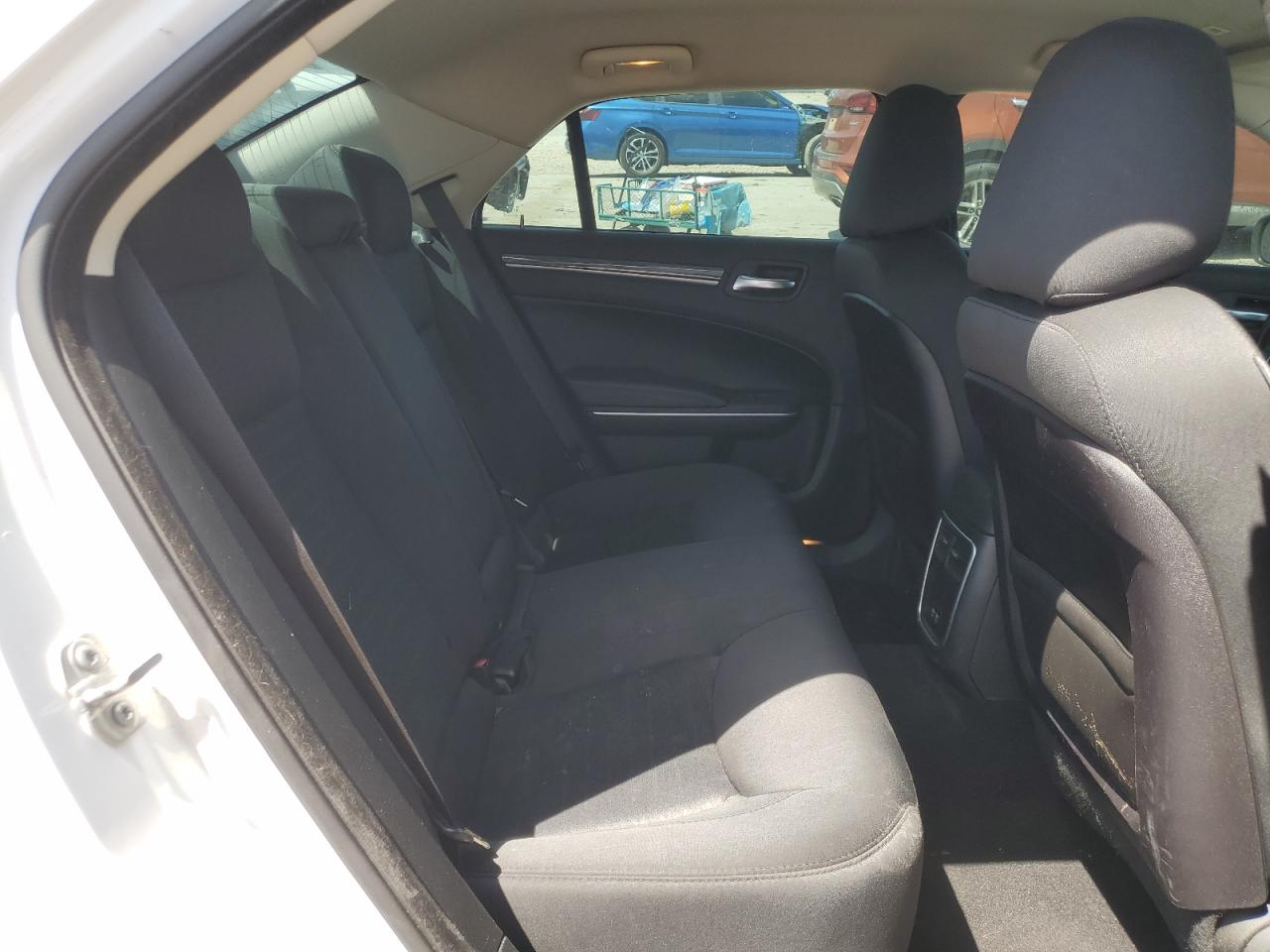 2C3CCAAG3KH760822 2019 Chrysler 300 Touring