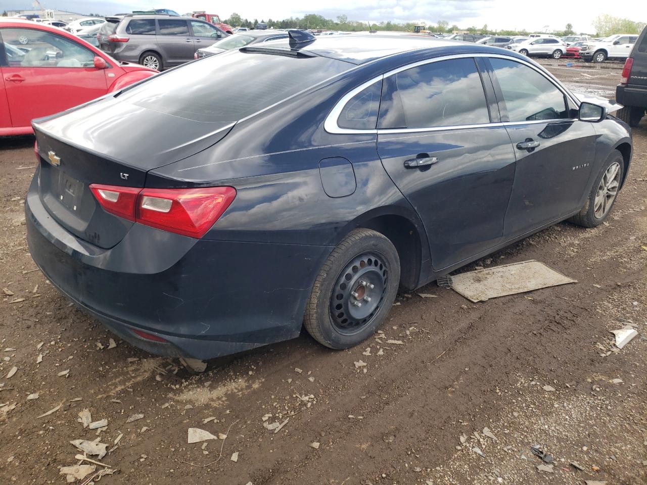 1G1ZD5ST0JF227583 2018 Chevrolet Malibu Lt