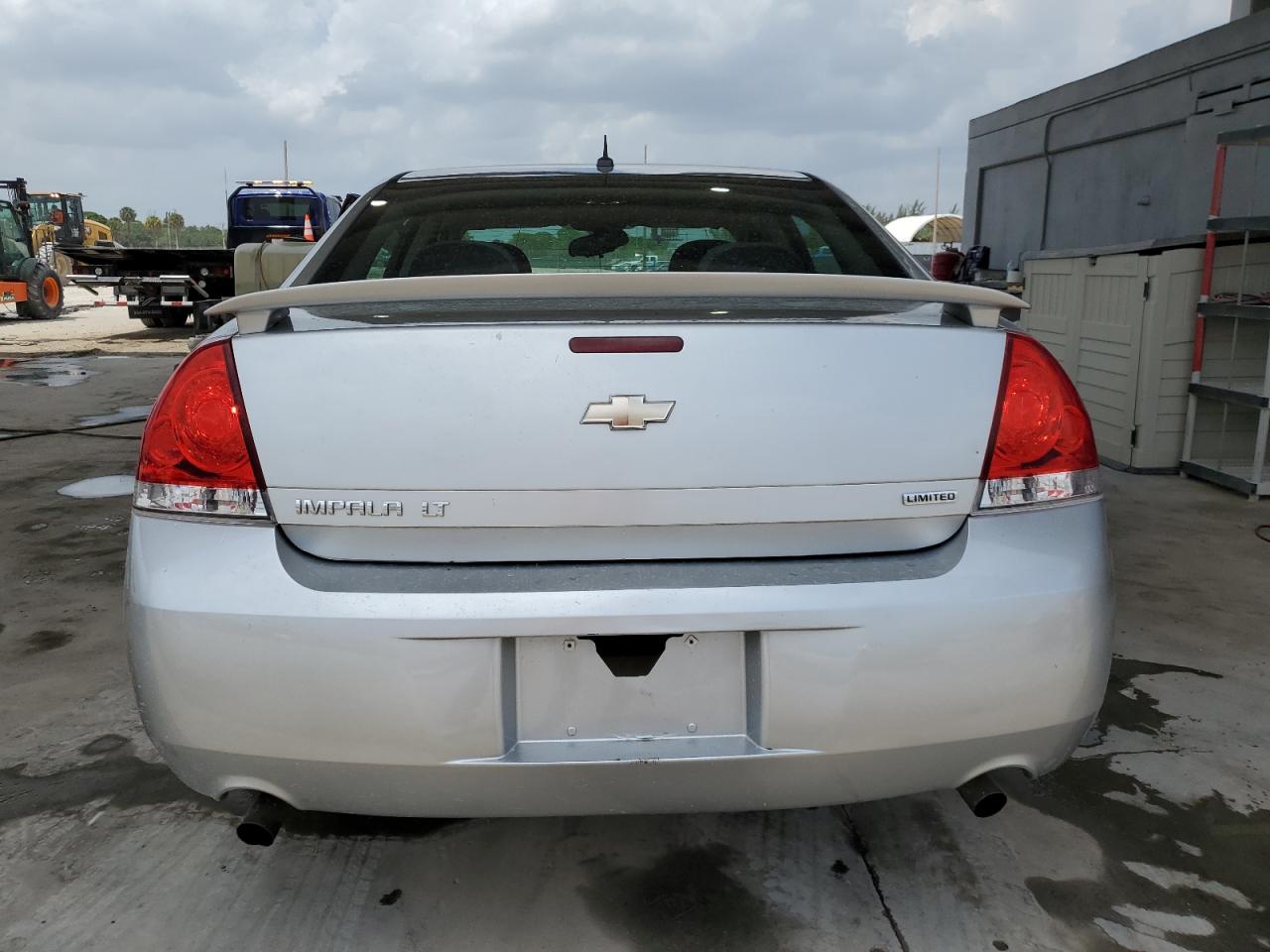 2G1WB5E3XE1160024 2014 Chevrolet Impala Limited Lt