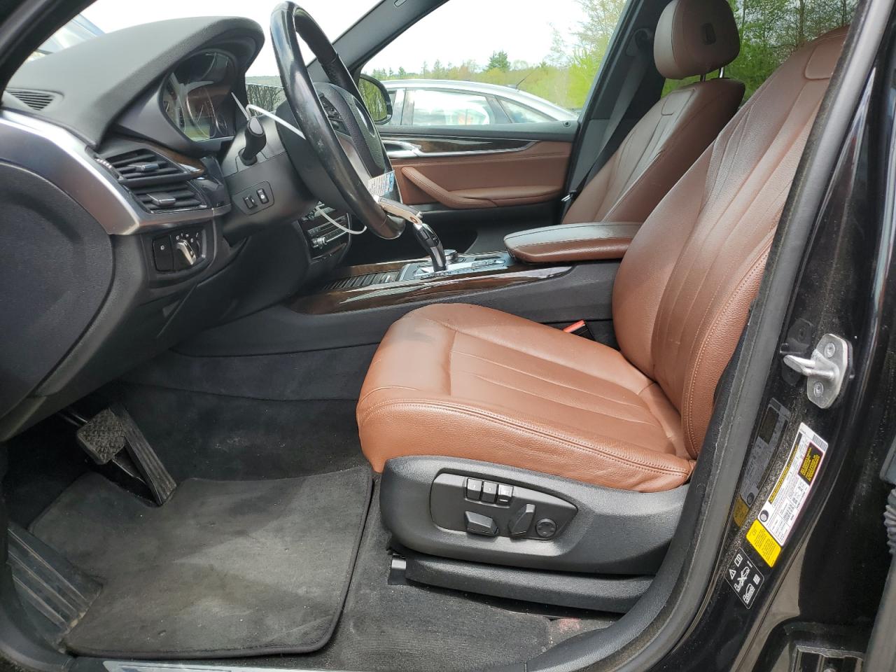 5UXKR0C5XH0U52618 2017 BMW X5 xDrive35I