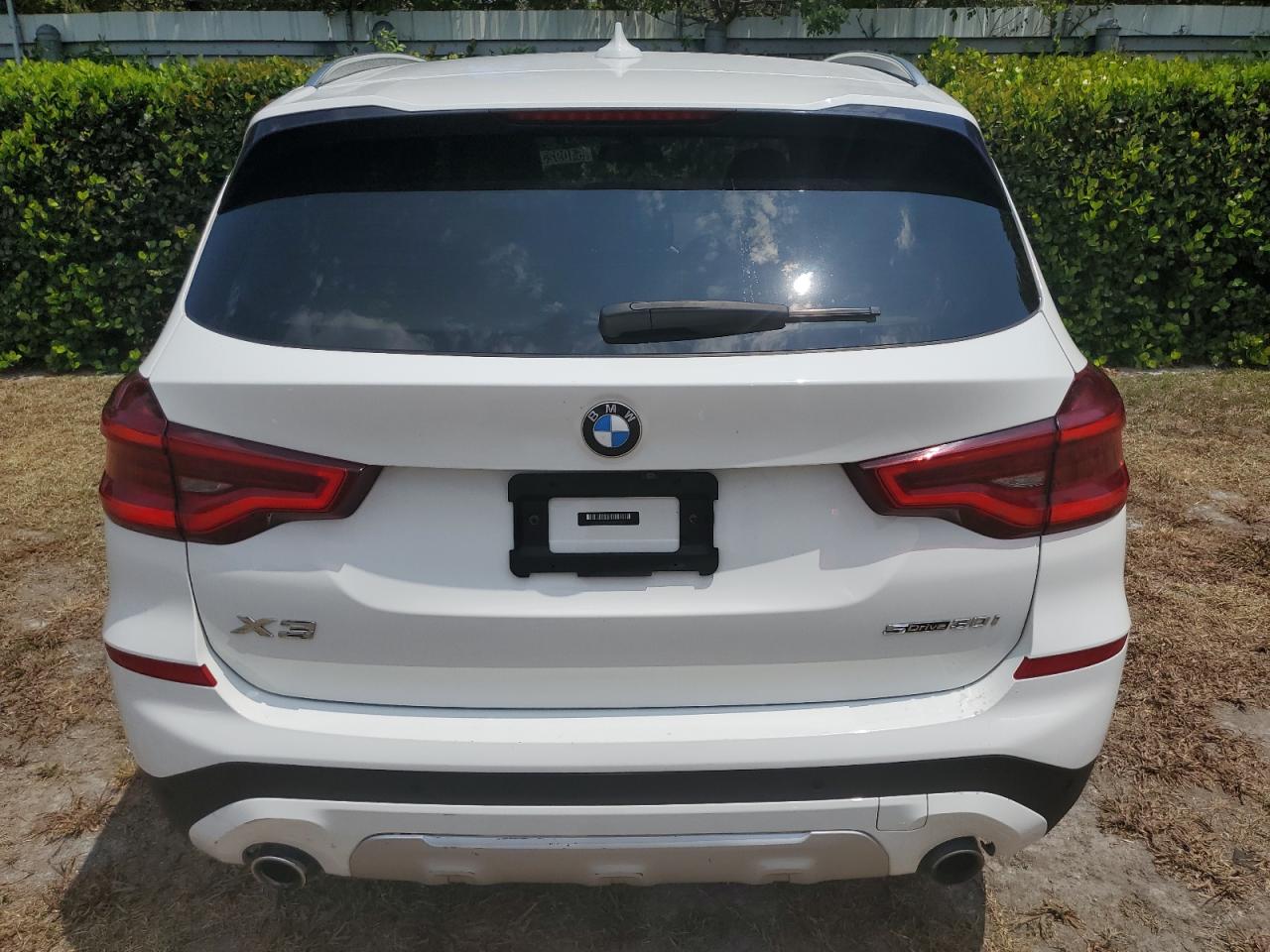 5UXTY3C04M9F57872 2021 BMW X3 Sdrive30I