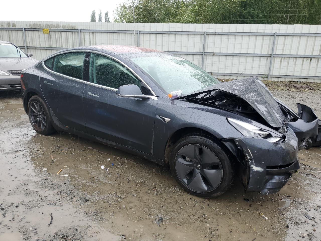 5YJ3E1EA0JF047733 2018 Tesla Model 3