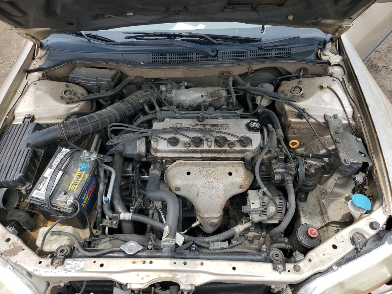 1HGCG5640YA113244 2000 Honda Accord Lx