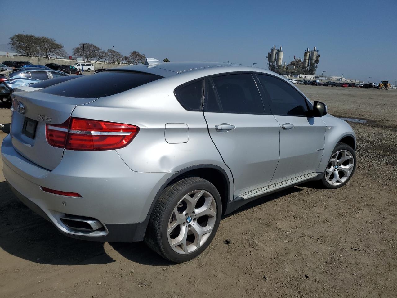 2013 BMW X6 xDrive50I vin: 5UXFG8C56DL591790