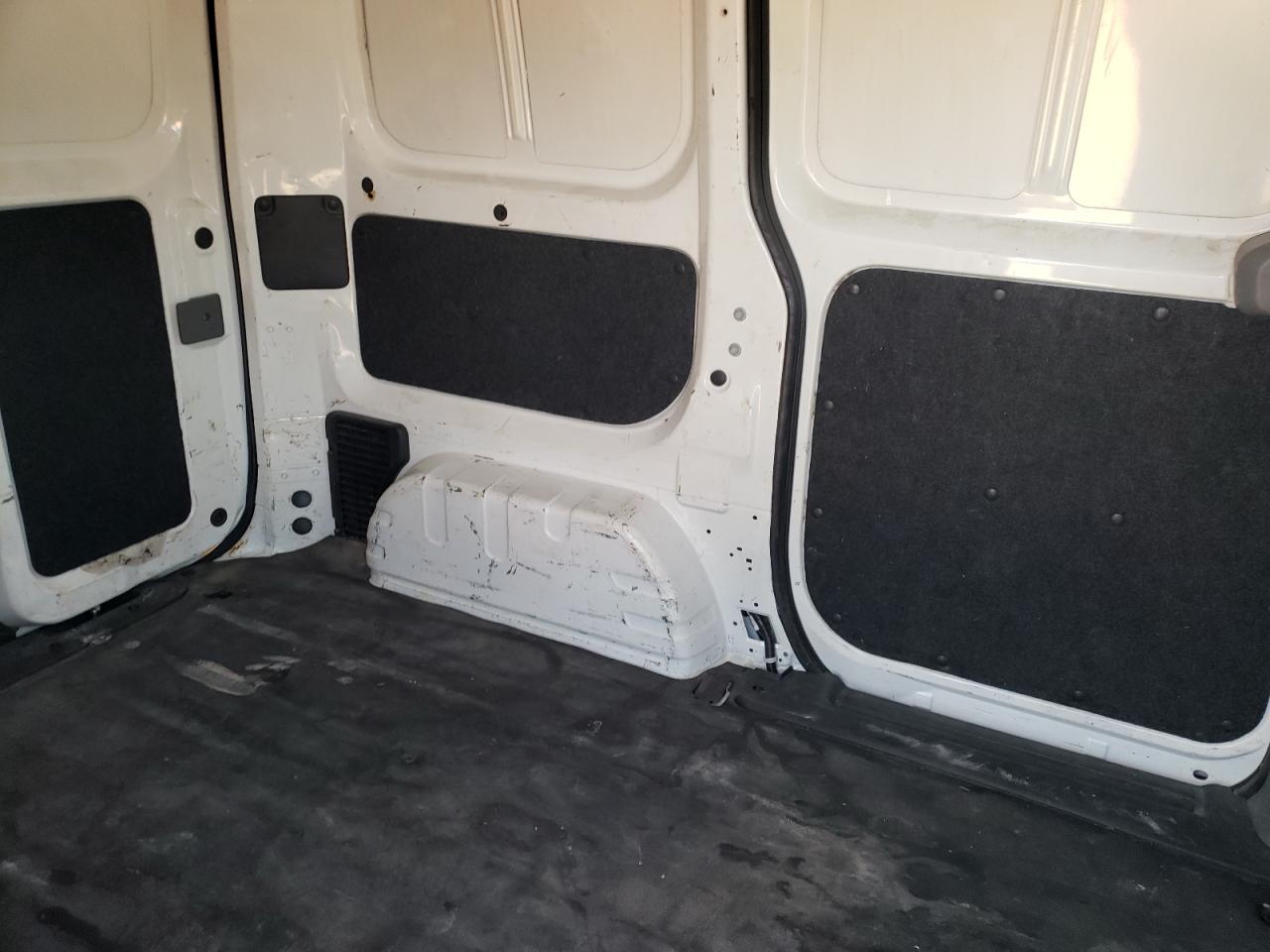 3N6CM0KN5FK720693 2015 Nissan Nv200 2.5S