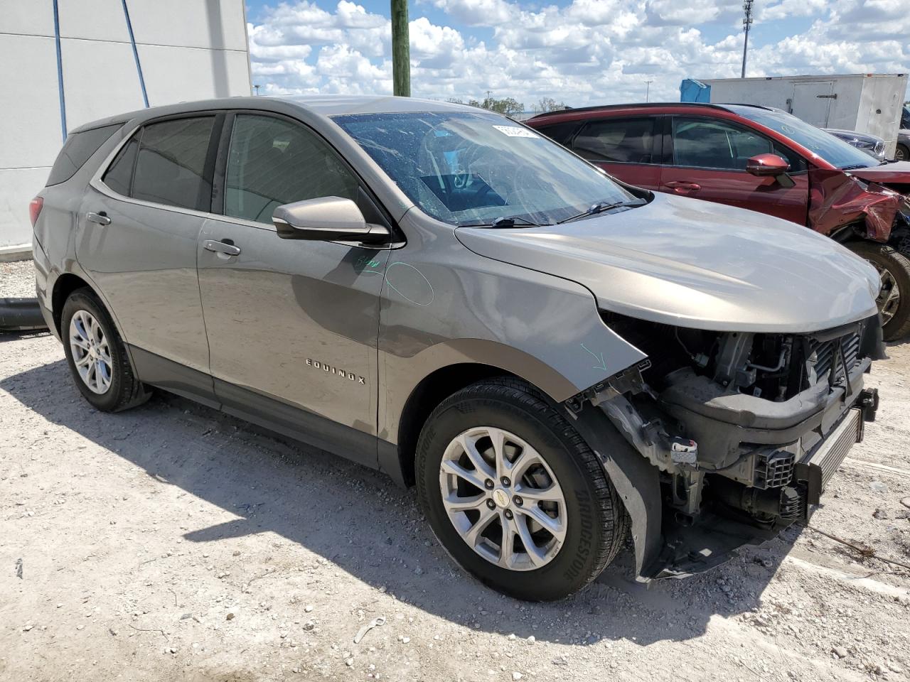 3GNAXJEV1JS516301 2018 Chevrolet Equinox Lt