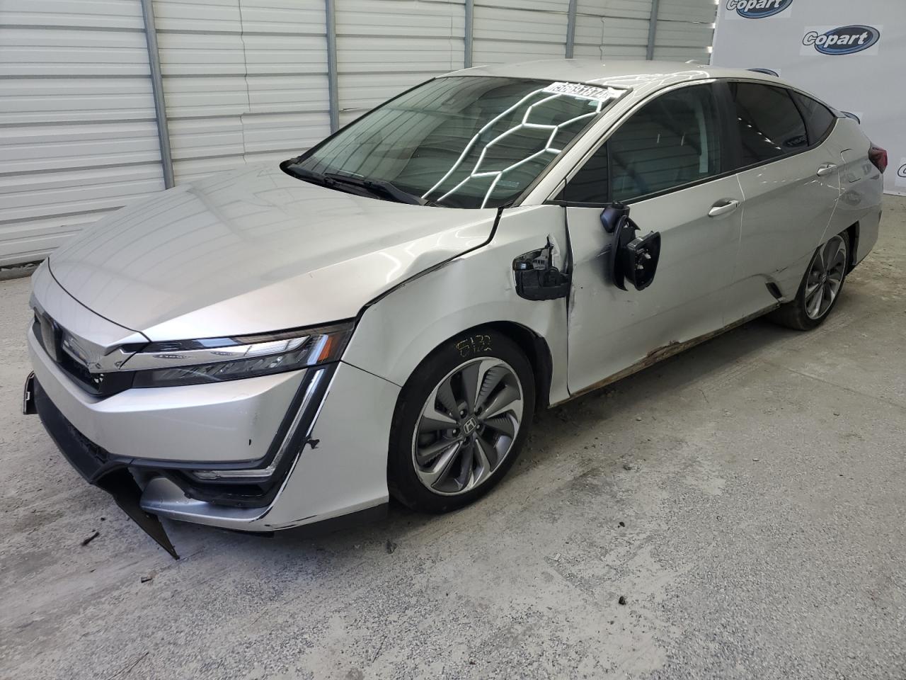 2018 Honda Clarity Touring vin: JHMZC5F33JC003275