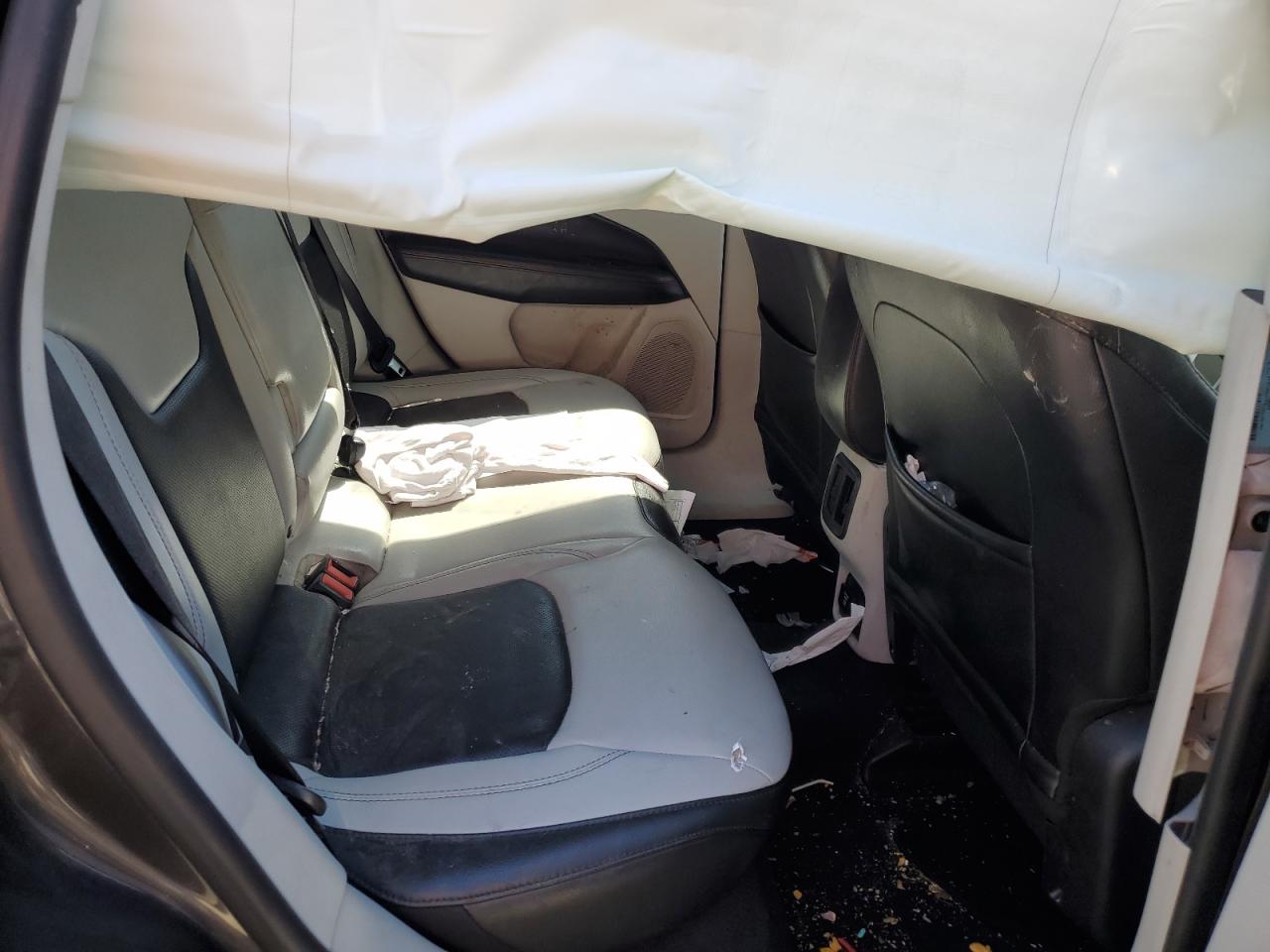 3C4NJDCB5JT434667 2018 Jeep Compass Limited