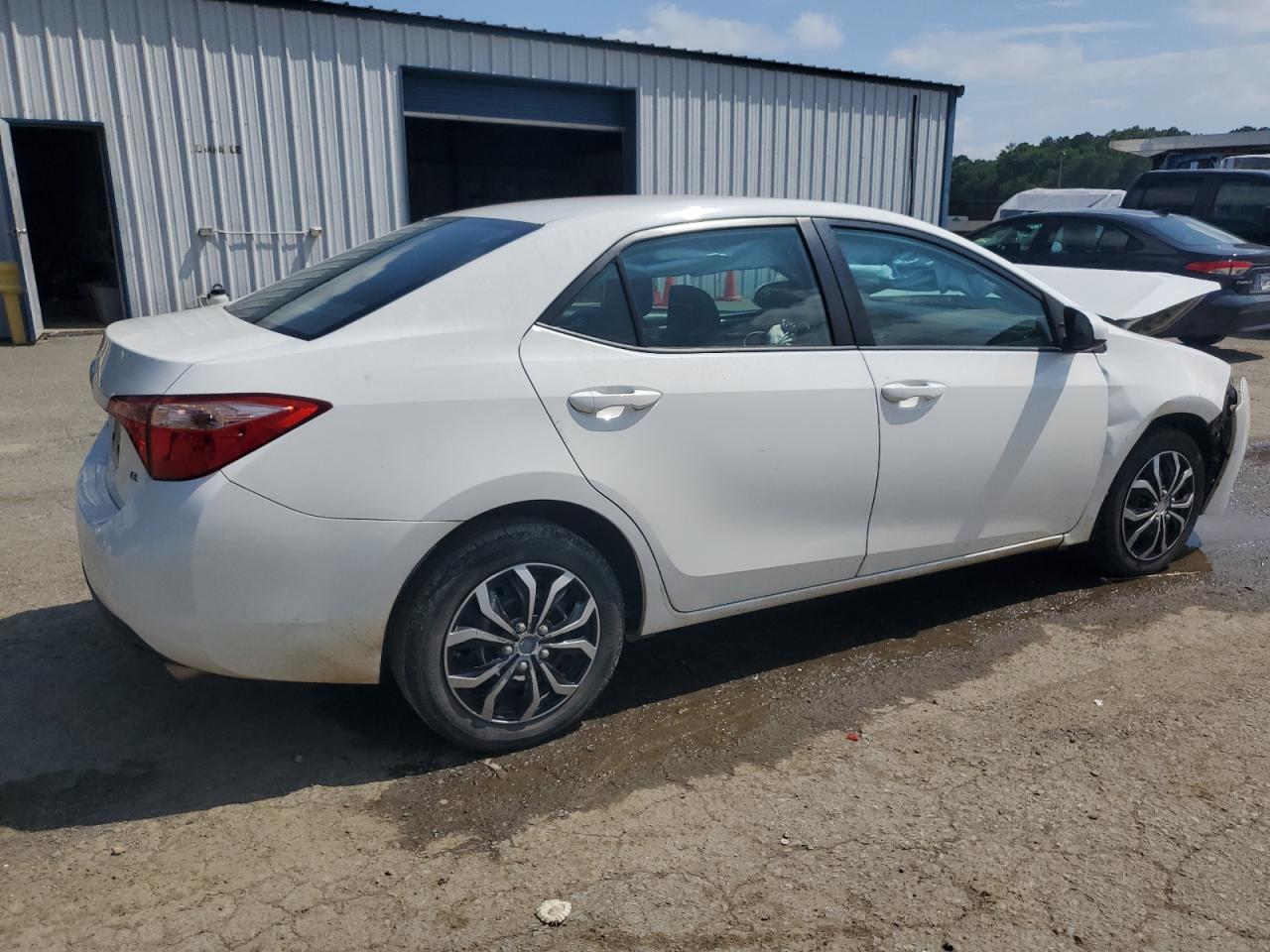 5YFBURHE2HP675979 2017 Toyota Corolla L