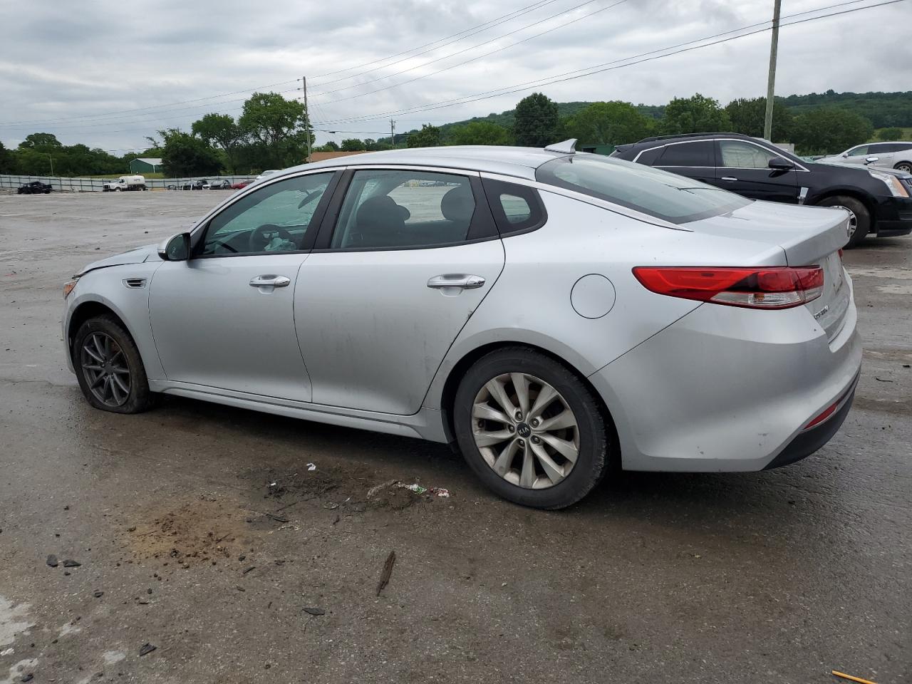 2017 Kia Optima Lx vin: 5XXGT4L38HG148331