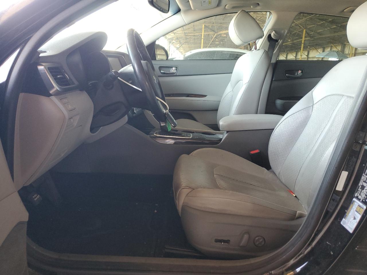 5XXGU4L35JG262015 2018 Kia Optima Ex