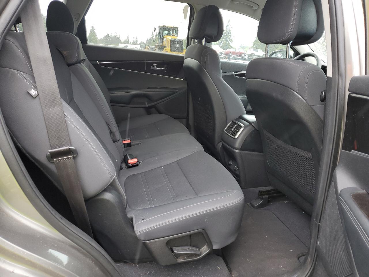 5XYPGDA52HG218359 2017 Kia Sorento Lx