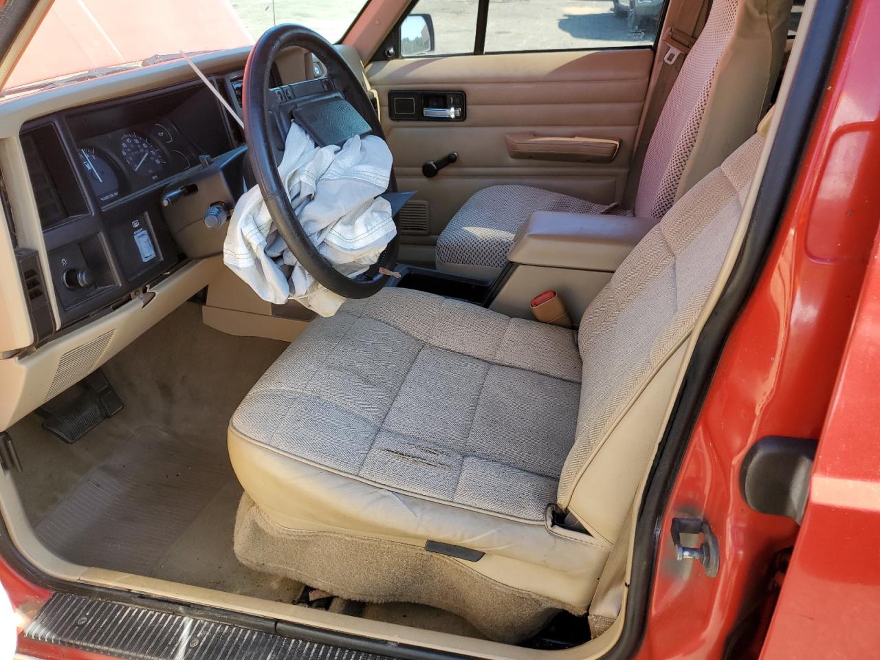 1J4FJ28S2TL142548 1996 Jeep Cherokee Se