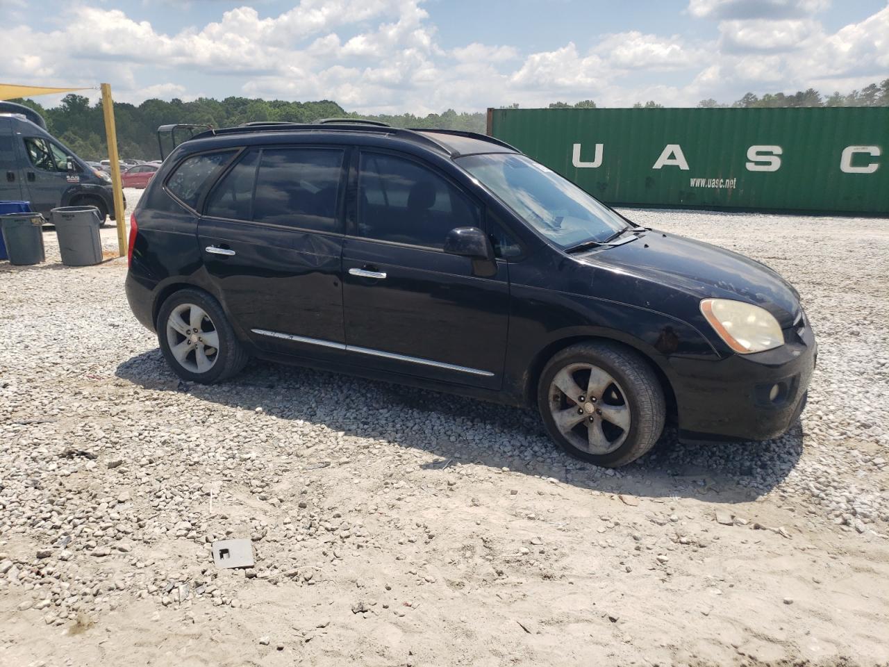 KNAFG526287169053 2008 Kia Rondo Lx