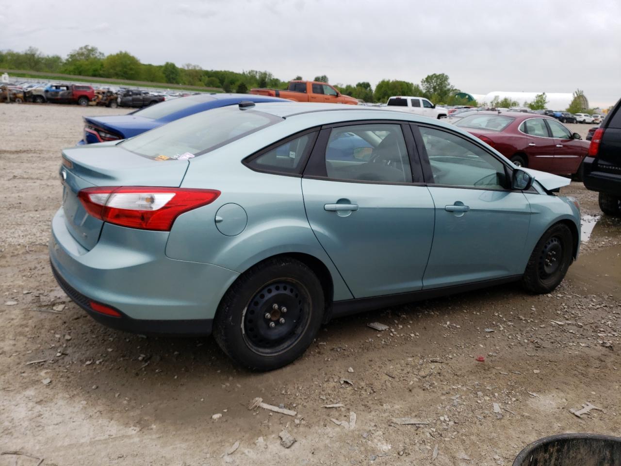 1FAHP3F25CL361001 2012 Ford Focus Se