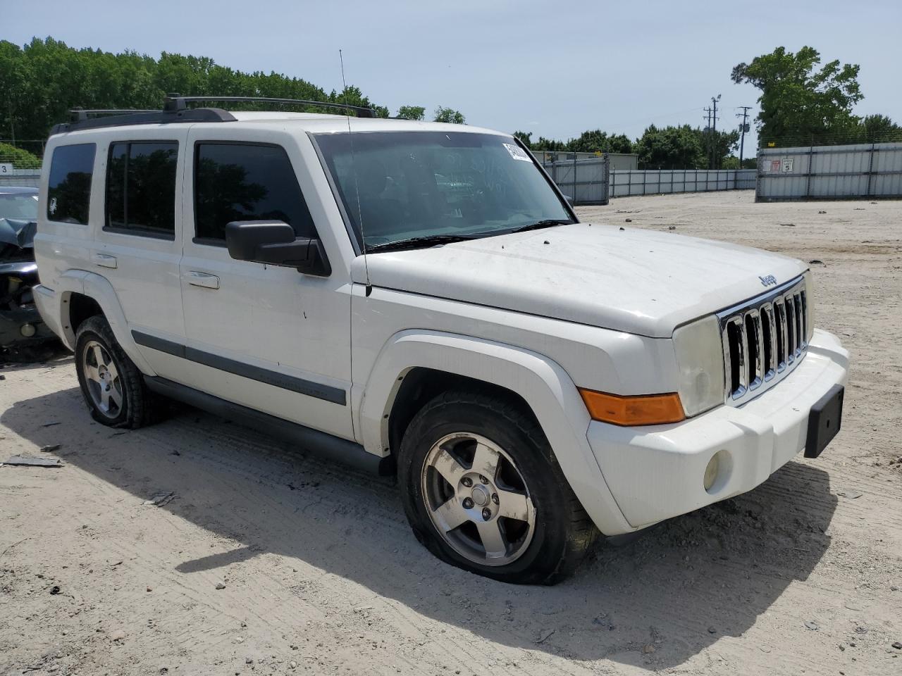 1J8HG48K09C539718 2009 Jeep Commander Sport