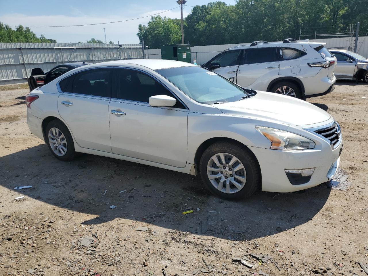 2015 Nissan Altima 2.5 vin: 1N4AL3AP5FC221129