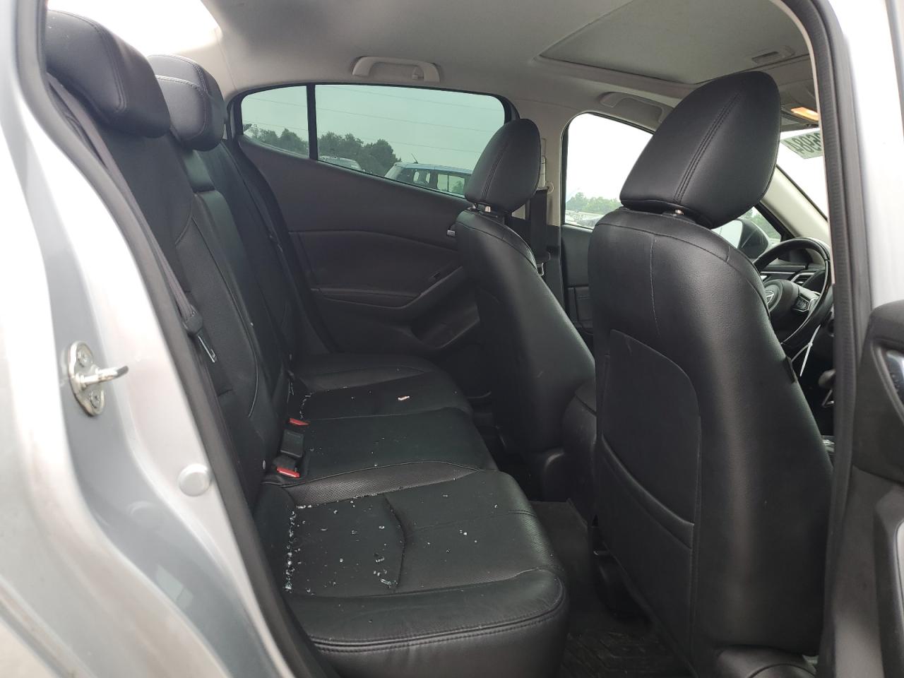 JM1BN1W33H1150434 2017 Mazda 3 Grand Touring